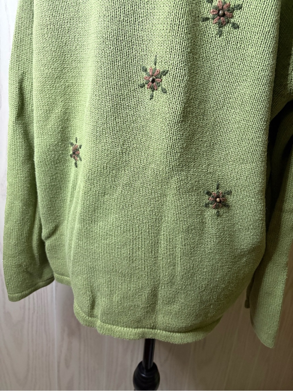Vintage 90’s Mandalay Bay Green Old Fashioned Santa Sweater Embellished Faux Fur - Picture 9 of 10